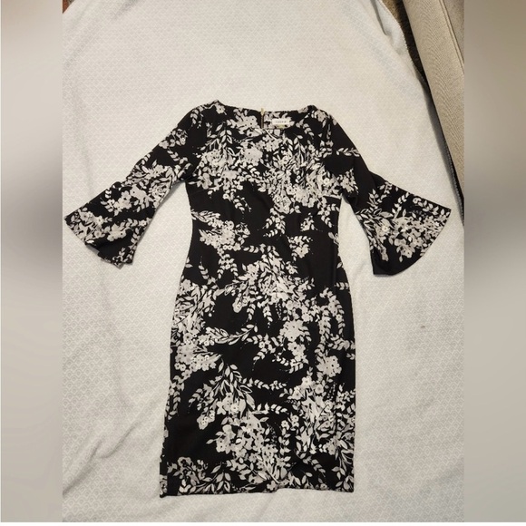 Calvin Klein Elegant Black and White Floral Dress Size 12 - Picture 8 of 12